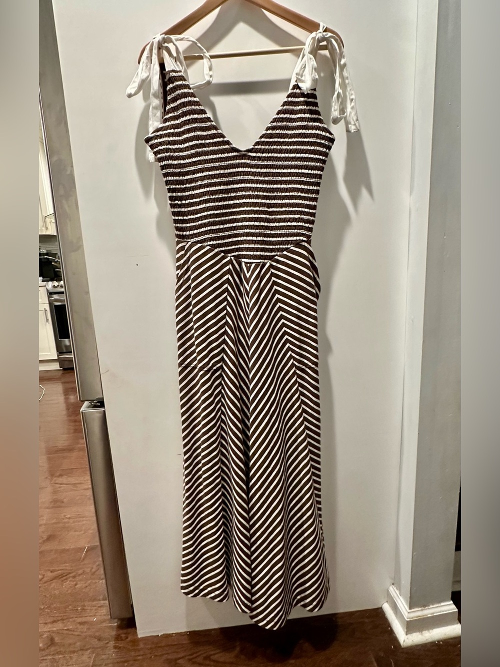 Free People Brown & White Striped Maxi Dress M Smocked Tie Shoulder Boho